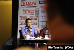 Pengamat komunikasi politik UIN Jakarta, Gungun Heryanto, mengatakan kasus ini memang menciptakan Citra buruk di mata masyarakat. Namun hal itu lebih berdampak kepada PPP sebagai partai, bukan kepada Presiden Joko Widodo, 16 Maret 2019. (Foto:Rio Tuasikal