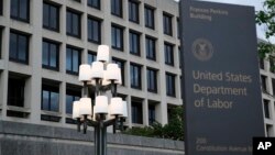 Gedung Departemen Tenaga Kerja Amerika di Washington, DC (foto: dok). 