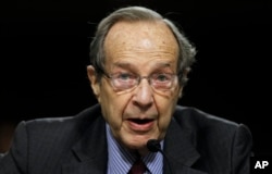 克林顿政府时期的国防部长威廉·佩里（William Perry）在2010年8月