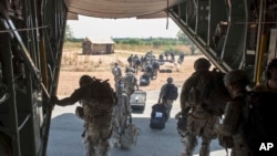 Manœuvres de soldats américains basés à Djibouti, le 18 décembre 2013.