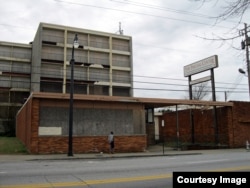 Paschal's was one of the first restaurants in Atlanta to seat black and white patrons together, in an era when segregated seating was the norm. (Photo Courtesy of Philip Graitcer)