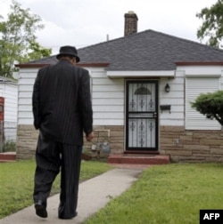 Maykl Jeksonning bolalik yillari mana shu hovlida o'tgan