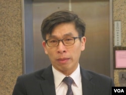 台湾执政党民进党立委钟佳滨(美国之音张永泰拍摄)