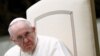 Papa Franjo pozvao na suzdržavanje od prijetnji ratom