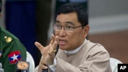 Myanmar Social Welfare Minister Win Myat Aye talks to journalists during a press briefing of recent developments in Rakhine State including arrangements for repatriation of displaced persons, Nov. 11, 2018, in Yangon. 