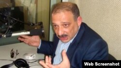 "Zerkalo” qəzetinin xüsusi müxbiri Rauf Mirqədirov
