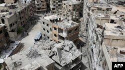 L'ex-ville syrienne rebelle de Douma à la périphérie de Damas, Syrie, 17 avril 2018. (AFP PHOTO / STRINGER)