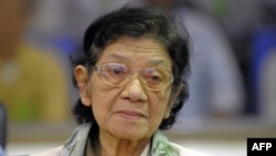 ພິທີຮັບໃບປະກາດຂອງນັກສຶກສາ ທີ່ຈົບຈາກໂຮງຮຽນສ້າງຄູແຫ່ງນຶ່ງ&nbsp; ໃນລາວ