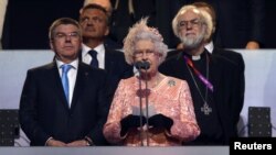 Ratu Elizabeth mendeklarasikan pembukaan Olimpiade London hari Jumat malam (27/7).