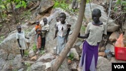 Tentara pembebasan Sudan selatan merekrut anak-anak untuk menjadi tentara (foto: ilustrasi).