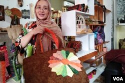 Diana Dewi pendiri Sang Bun mengajak UKM bersama-sama tumbuh. (Foto:VOA/Nurhadi)