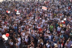 17일 벨라루스 민스크에서 당국이 발표한 대선 결과를 거부하는 대규모 반정부 시위가 계속됐다.