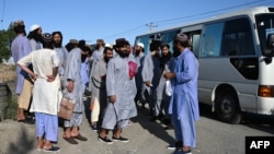 ازاد شوي طالب بندیان