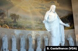 A statue at the Mormon Temple in Rome.