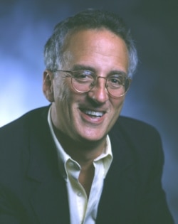 美国史密斯学院(Smith College) 经济学教授、奥运经济学专家安德鲁.辛巴里斯 (Andrew Zimbalist)(照片提供: Andrew Zimbalist)