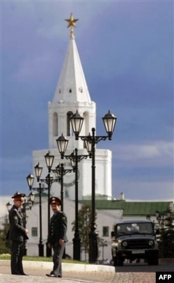 Azərbaycan və Ermənistan prezidentləri Kazan görüşündə razılığa gələ bilməyiblər (FOTOLAR)