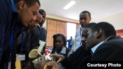 Surgical trainees on a COSECSA spine surgery course in Kenya in April 2014. Trainees were from Ethiopia, Kenya, Tanzania, Zimbabwe, Zambia, Malawi, Uganda and Rwanda, and it was the first such regional course to take place.