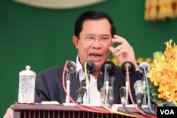 រូបឯកសារ៖ លោកនាយករដ្ឋមន្រ្តី ហ៊ុន សែន (ឡេង ឡែន/VOA)