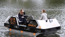 Researchers trial autonomous boats on Amsterdam's waterways