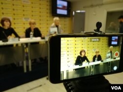 Predstavljanje istraživanja "Srpska zajednica na Kosovu: Zamrznuti život u zamrznutom konfliktu" na konferenciji za štampu Helsinškog odbora za ljudska prava u Srbiji, u beogradskom Medija centru, 6. februara 2019.