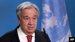 Sekretaris Jenderal PBB Antonio Guterres berbicara kepada media. (Foto: AP)