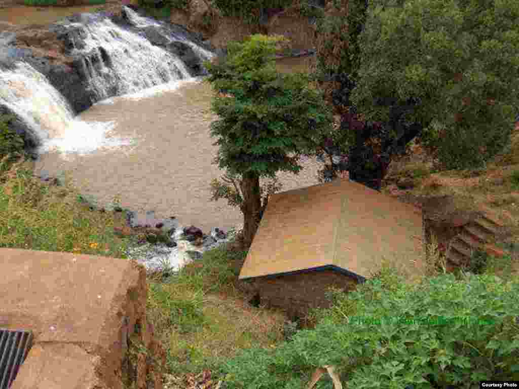 An aerial view of the powerhouse at Mbuiru.(Photo: Practical Action)