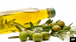 برگ زیتون می تواند در جلوگیری از ایجاد سرطان جلد نیز موثر تمام شود.