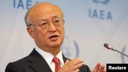 Kepala IAEA, Yukiya Amano berbicara kepada media di kantor IAEA di Wina, Austria (foto: ilustrasi). 