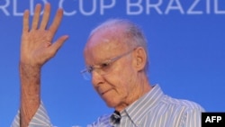 (Tsohon hoto) Mario Zagallo yayin wani taron manema labarai a ranar 5 ga watan Disambar 2013.