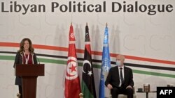 Penjabat utusan PBB untuk Libya, Stephanie Williams, memberikan sambutan pada pembukaan Forum Dialog Politik Libya yang diselenggarakan di Gammarth, pinggiran ibu kota Tunisia, 9 November 2020. (Foto: FETHI BELAID / AFP)