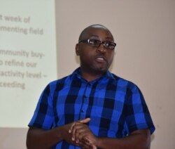 Henry Nyapokoto, program manager for the Centre for Natural Resource Governance, speaks in Harare, Zimbabwe, Dec 9, 2020. (Columbus Mavhunga/VOA) ﻿