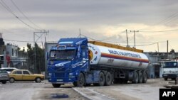 کامیون سوخت‌رسانی به غزه.