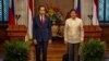 Presiden Indonesia Joko Widodo dan Presiden Filipina Ferdinand Marcos Jr. di Istana Malacañang, di Manila, Filipina, 10 Januari 2024. (Ezra Acayan/Pool via REUTERS)