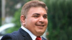 Sadiq İsabəyli Amerikanın Səsinə danışır