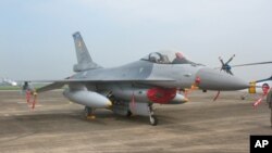 Pesawat tempur F16 Fighting Falcon produksi perusahaan AS, General Dynamics (foto: dok).