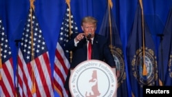 Mantan Presiden AS dan calon presiden dari Partai Republik Donald Trump berbicara di kota Concord, negara bagian New Hampshire, Selasa 27 Juni 2023. 