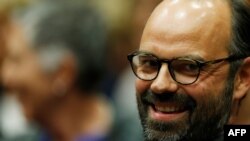 Le maire du Havre et dorénavant premier ministre Edouard Philippe en réunion au Havre, au nord-ouest de la France, le 11 mai 2017.