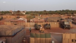 L'armée française quitte Tombouctou