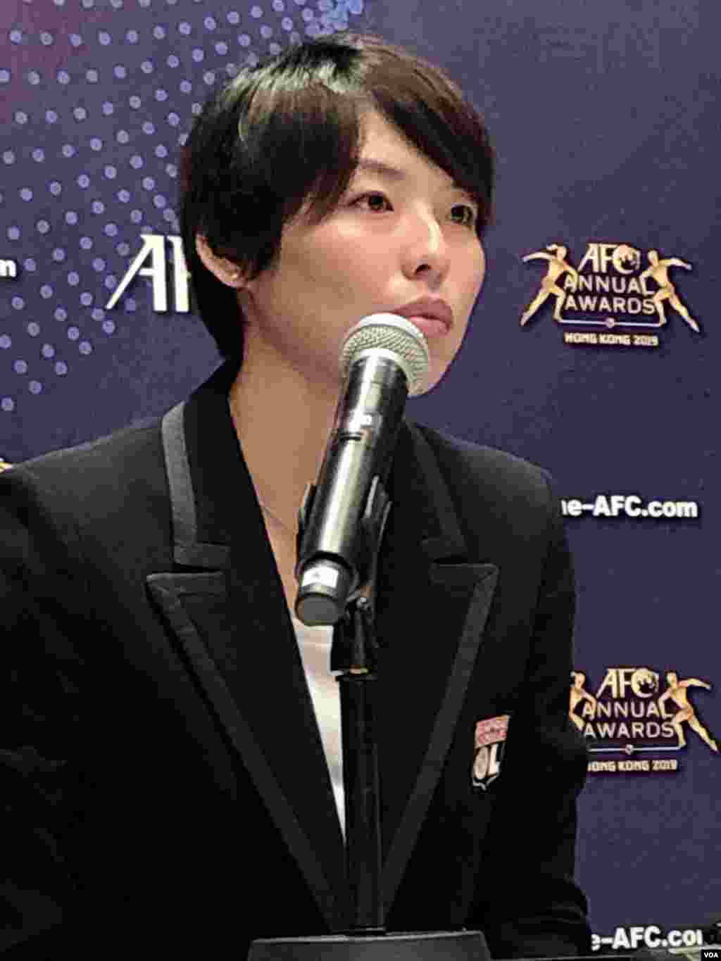 نشست خبری پیش از مراسم بهترین&zwnj;های فوتبال آسیا - ساکی کوماگایی، بازیکن تیم ملی فوتبال زنان ژاپن و باشگاه المپیک لیون