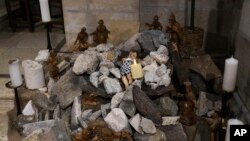 И во Назарет, градот каде што христијаните веруваат дека Исус живеел голем дел од својот живот, божиќните прослави се намалени во знак на солидарност со Палестинците во Газа