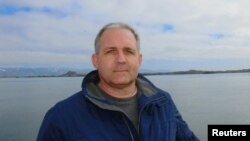 Paul Whelan, seorang warga AS yang ditahan di Rusia atas dugaan mata-mata, dalam foto yang diperoleh dari keluarga Whelan tanggal 1 Januari 2019 (Courtesy: Keluarga Whelan/Handout via Reuters)