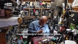 40 yıldır bütün Irak’ın fotoğraf makinelerini tamir eden ustanın mesleği tarih oluyor
