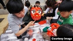 서울 종로구에 있는 전통문화공간 무계원에서는 지난 1일부터 오는 22일까지 한국의 미 ‘한국의 탈’을 주제로 기획전시를 진행되고 있다.