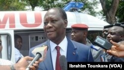 Le président ivoirien Alassane Ouattara à Abidjan, Côte d'Ivoire, le 29 mai 2017. (VOA / Ibrahim Tounkara).