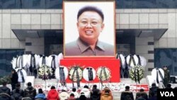 Korea Utara yang berduka sedang bersiap untuk prosesi pemakaman Kim Jong Il dan menutup negara itu untuk orang asing (Foto: dok).