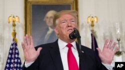 特朗普2019年1月19日在白宫见记者（美联社）