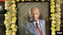 የአንጋፋው ፖለቲከኛ፣ የምጣኔ ሀብት እና የፋይናንስ ባለሞያ አቶ ቡልቻ ደመቅሳ ሥርዐተ ቀብር፣ እሑድ፣ ጥር 4 ቀን 2017 ዓ.ም. በዐዲስ አበባ ከተማ ጴጥሮስ ወጳውሎስ መካነ መቃብር ተፈጽሟል። 