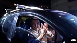 Roberto Marrero, Kepala Staf Pemimpin Oposisi Venezuela Juan Guaido, dibebaskan dari penjara di Caracas, 31 Agustus 2020. 