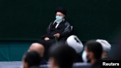 علی خامنه‌ای (آرشیو)