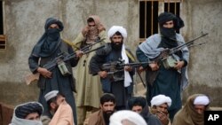 پناهگاه‌ها و اکثر مراکز آموزشی و رهبری طالبان در پاکستان موقعیت دارد